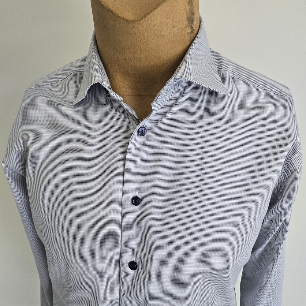 Eton Light Blue Micro-Pattern Dress Shirt with Dark Buttons - Picture 4 of 12